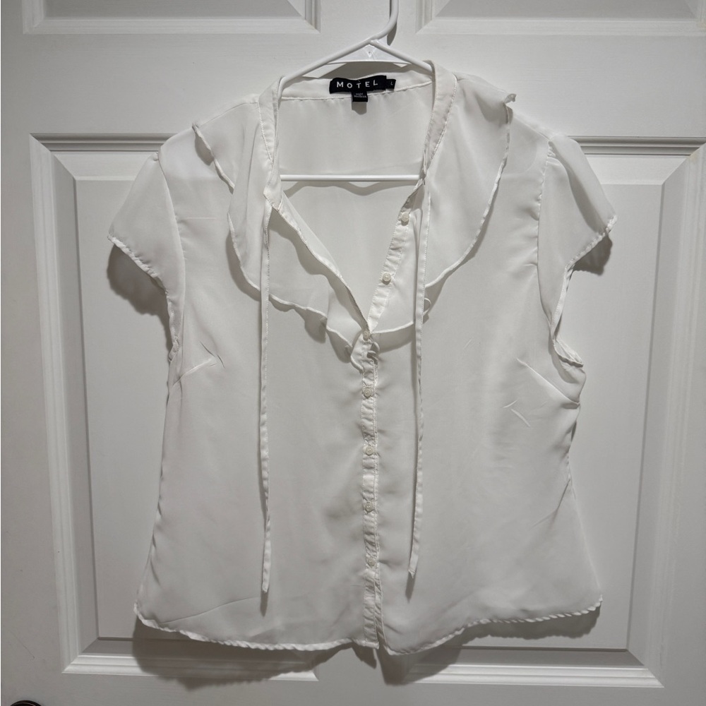 Motel Rocks Cream Ruffle Tie-Front Cap Sleeve Blouse